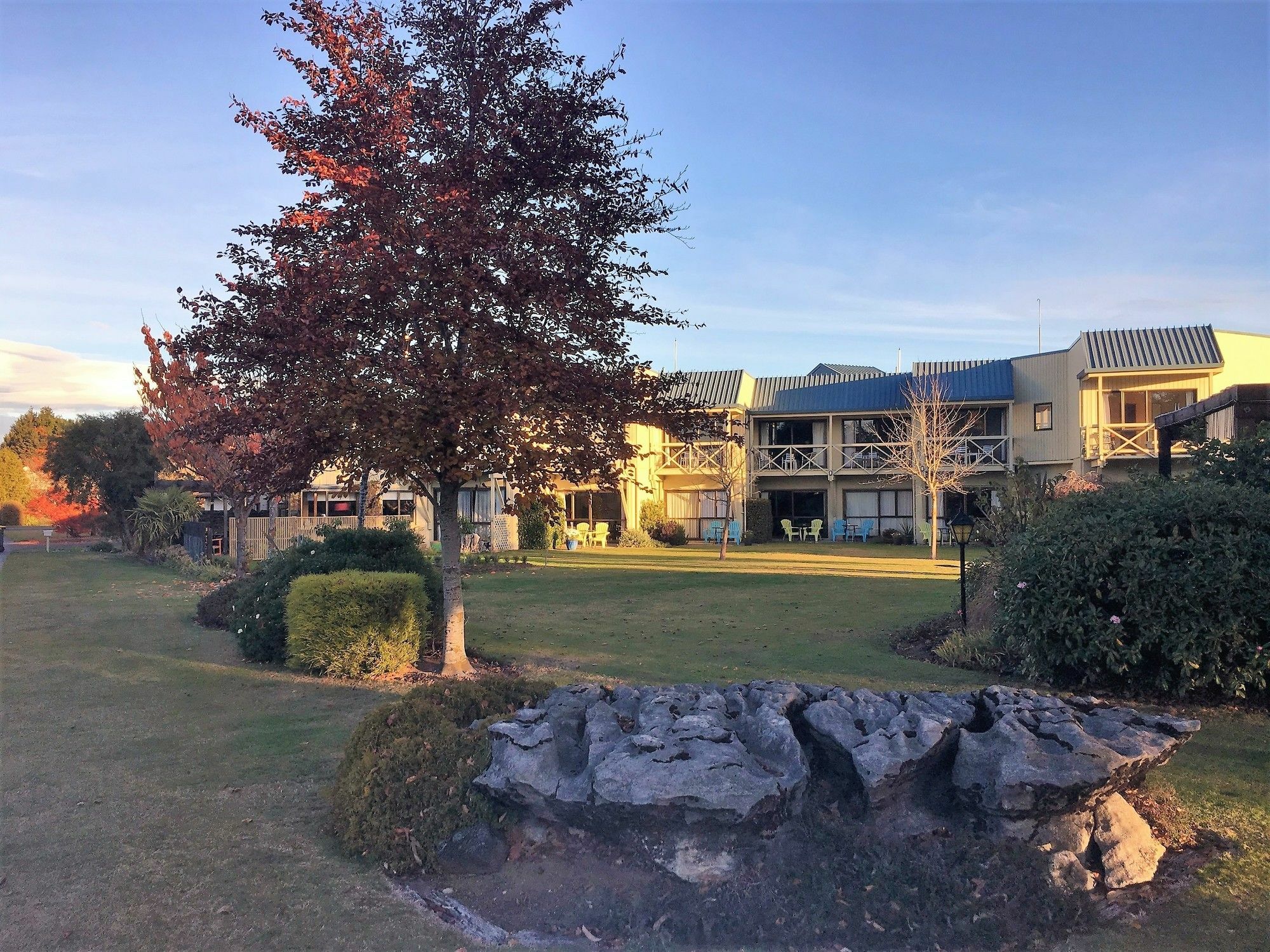 Asure Explorer Motel & Apartments Te Anau Exterior photo